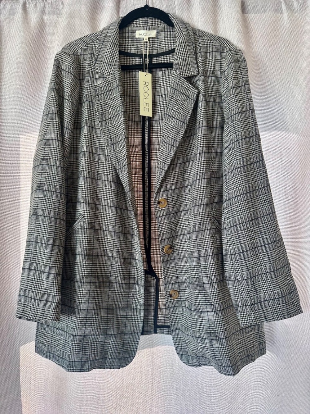NEW Roolee Blazer - Picture 2 of 4
